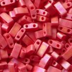 Miyuki Half Tila Beads Opaque Red Matted AB HTL0408FR 5 gram ok.125 szt.