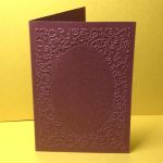 Baza kartki A6 Oval  wytłaczany: 10,5X14 cm metallic burgundy- 1 szt