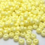 Rocaille 6/0 Czech seed beads - Chalk Alabaster Yellow Pudding - 10 gram