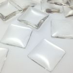 Kaboszon szklany 20mm (20x5mm) transparentny square- 1szt