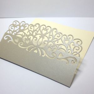Baza kartki - zaproszenia LACE 13,3x13,5cm metallic beige-cream (kart.220gr) - 1 szt