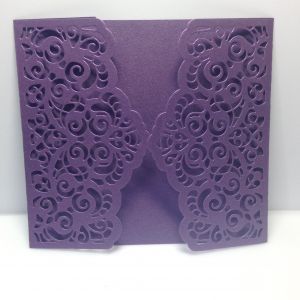 Baza kartki - zaproszenia LACE 13x14,5  cm pearl violet ( 220gr)  - 1 szt