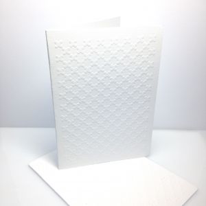 Baza kartki A6 GEOMETRIC wytłaczany wzór : 10,5x14 cm WHITE ( kart 249g)