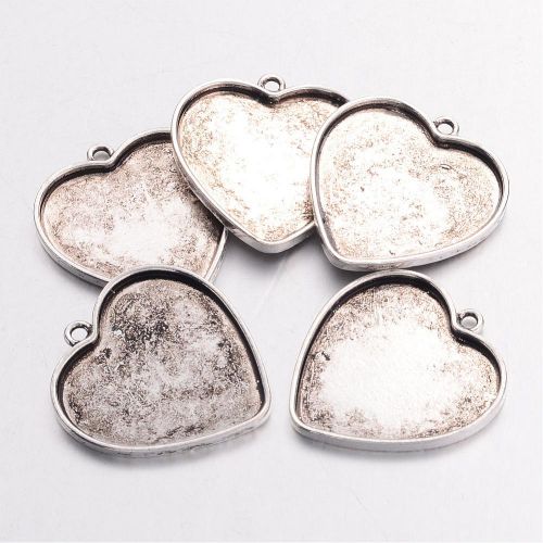 Baza zawieszki HEART 25.5x23.5 mm (29x27x2 mm) antique silver - 1 szt