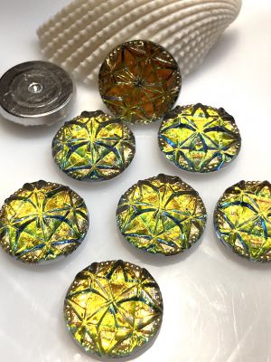 Glass Buton 18 mm FANTAZY - dichroic green  / gold  - 1 pc