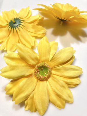 Kwiaty sztuczne -  śr.13 cm - żółty - poliester - 1 szt