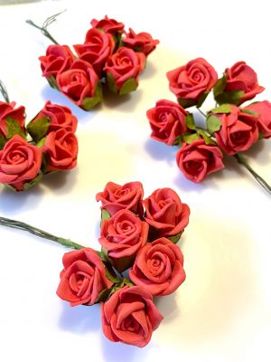 Różyczki mini - gł. 2,5-3,5  x2 -2,5cm , na druciku  , pianka , czerwony / zielony - 6 szt