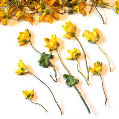 Kwiaty suszone 2-5 cm (gł.0.6-1,5 cm) yellow - 8 szt -1 op