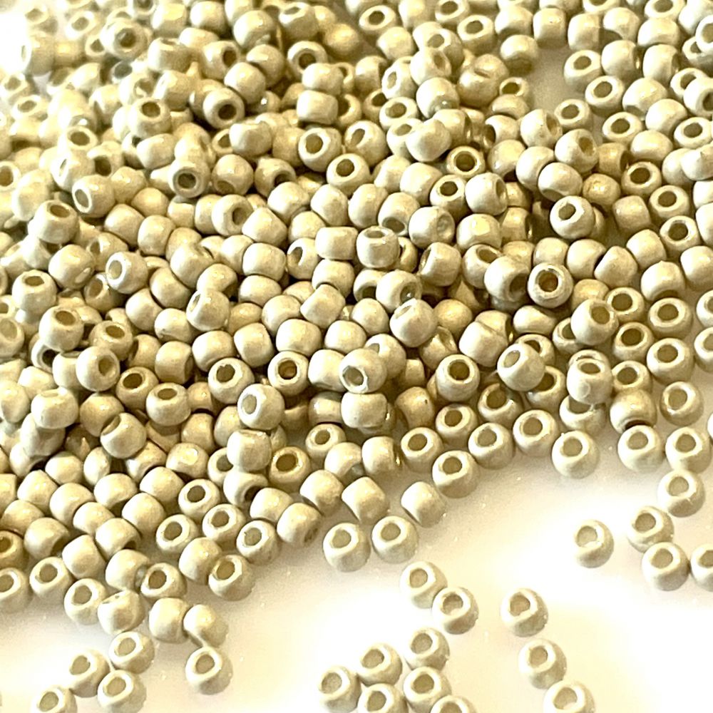 Beads Toho Round 15/0 Permanent Finish Matte Galvanized Aluminum TR-15-PF558F 5 gram